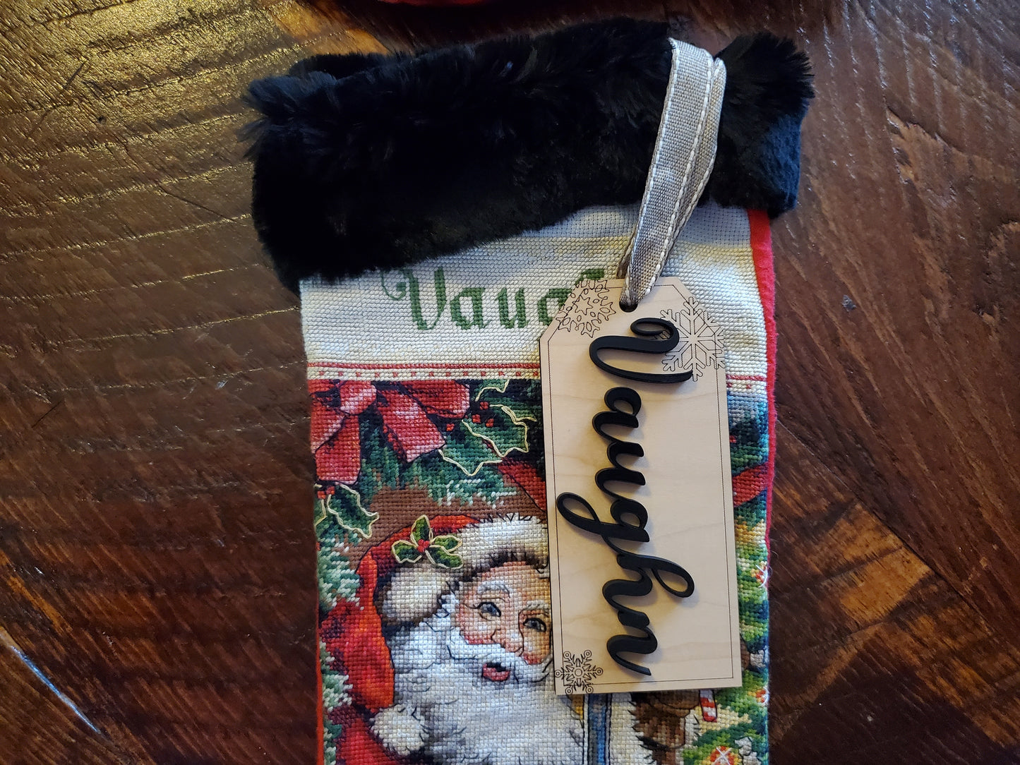 Stocking tag with engraved Snowflakes