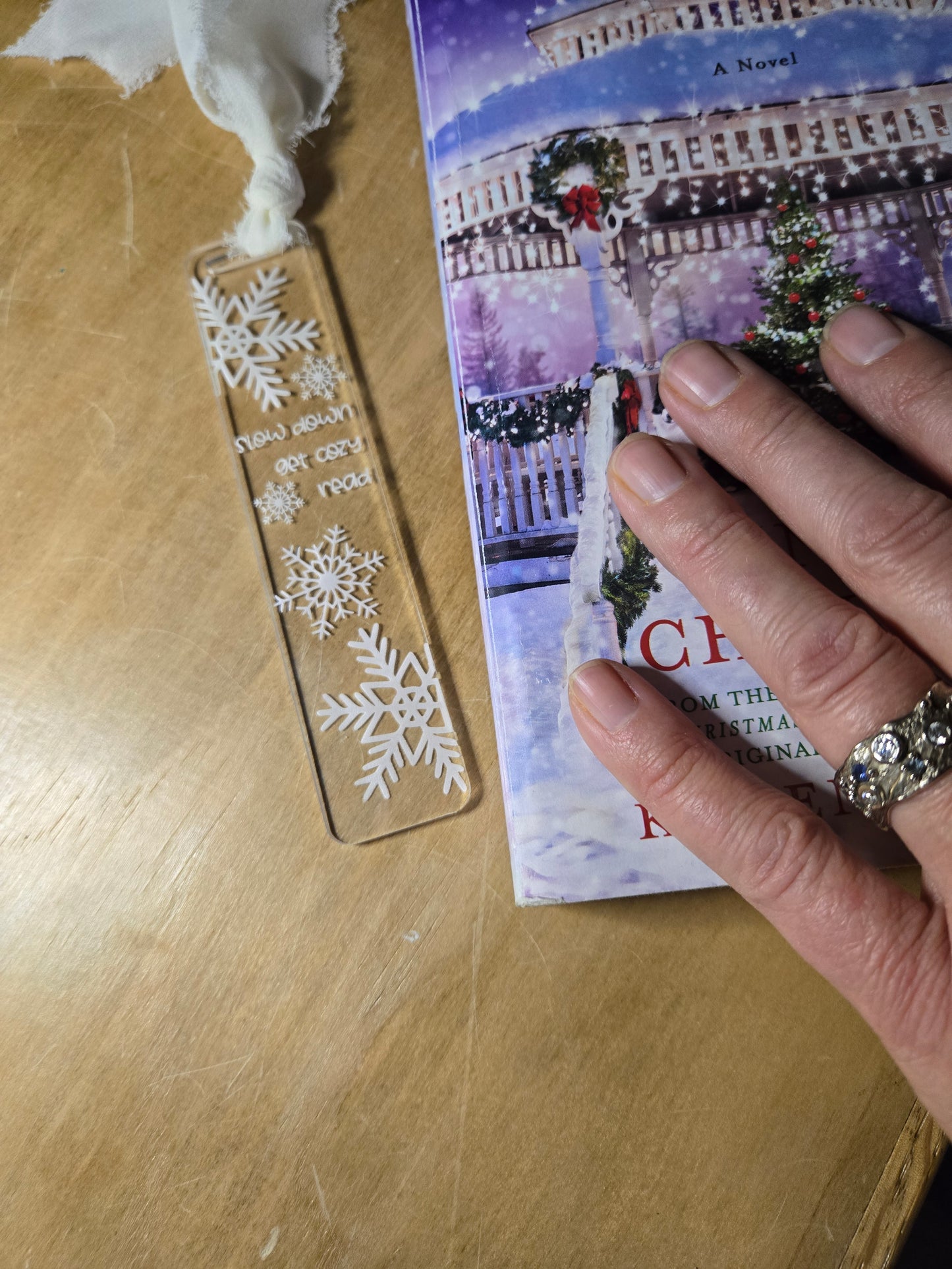 Engraved Acrylic Bookmark – Cozy Snowflake or Dandelion Design