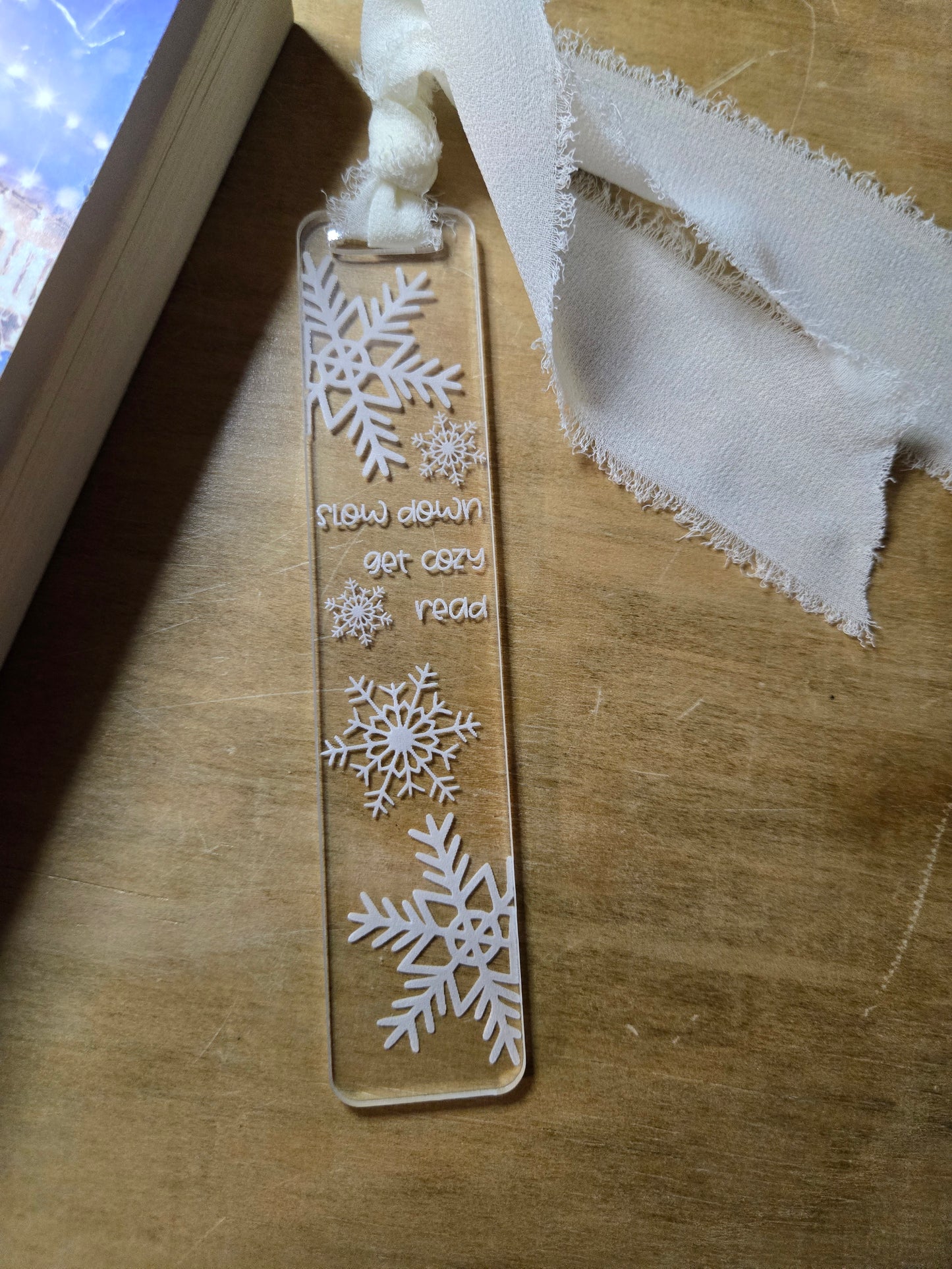 Engraved Acrylic Bookmark – Cozy Snowflake or Dandelion Design